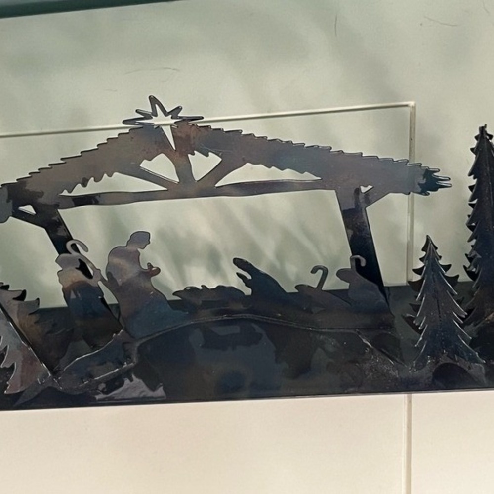 Metal Handcrafted Nativity Silhouette Christmas Decor Iridescent Mantle Holiday - Picture 4 of 7